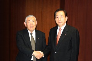 大澤会長（左）と太田国土交通大臣